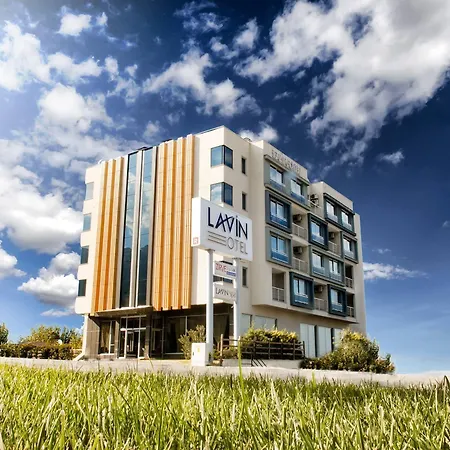 Lavin & فندق