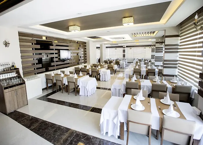 Hotel Lavin Hotel&spa 4*
