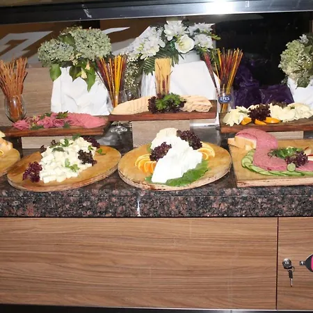 Lavin & Denizli (Denizli)