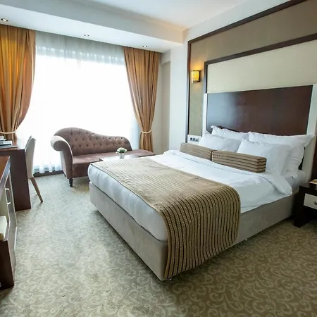 Lavin & Hotel Denizli (Denizli)