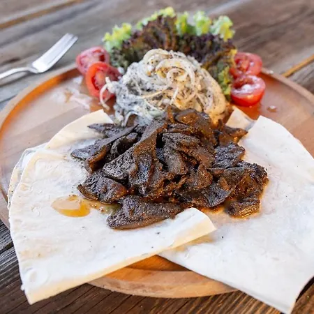 Lavin & 4* Ντενιζλί