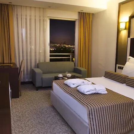 Ξενοδοχείο Lavin &