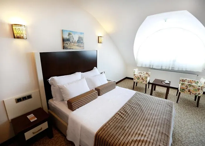 Hotel Lavin Hotel&spa 4*